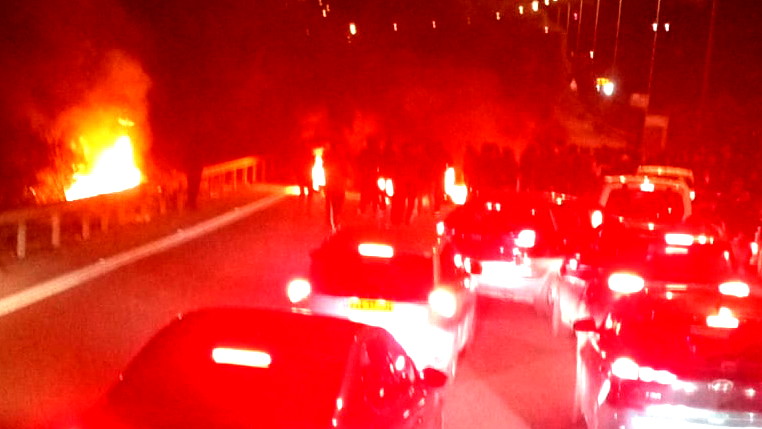 غضب عارم في الشمال: إغلاق شارع 79 قرب بير المكسور عقب جريمة القتل