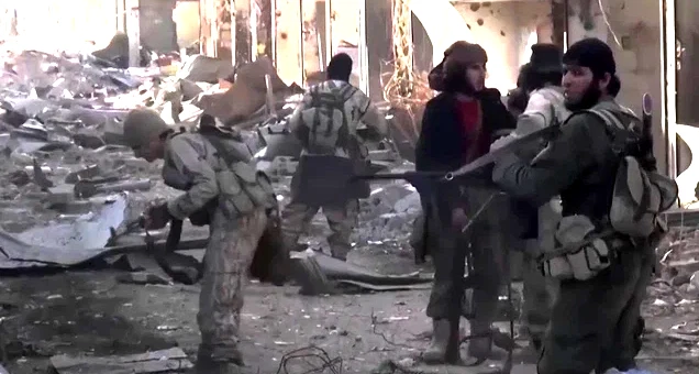 تجدد الاشتباكات بين قوات الجيش السوري و"قسد" في أحياء بمدينة حلب 