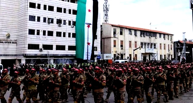 الجيش السوري يعلن حظر تجوال في أحياء حلب ويستهدف مواقع قسد 