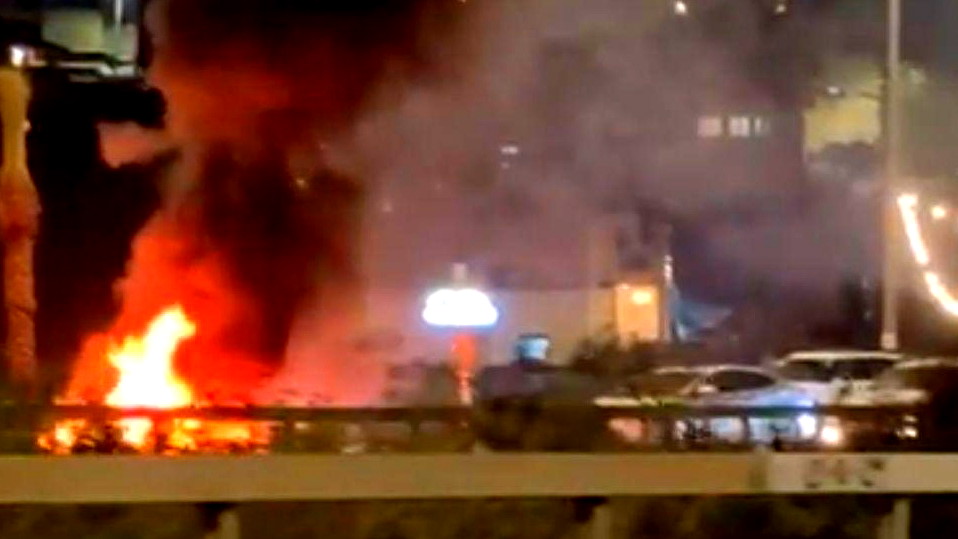 احتجاجاً على استفحال الجريمة: إغلاق شارع 79 عند مدخل بير المكسور