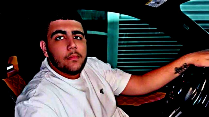 إبطن: مقتل الشاب شام شامي برصاص الشرطة.. الشرطة: ضبط وهو يطلق النار على منزل والأهل يرفضون الرواية