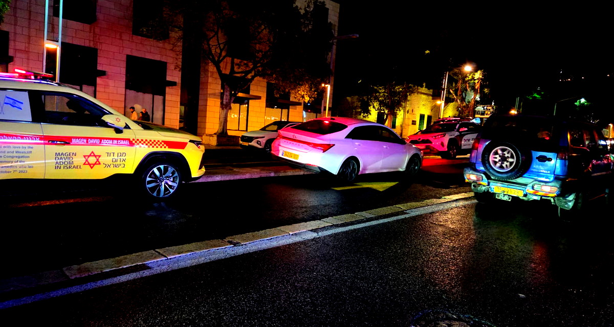 حيفا: سقوط رجل من ارتفاع يودي بحياته وشابة تصاب بجراح متوسطة والشرطة تعتقلها