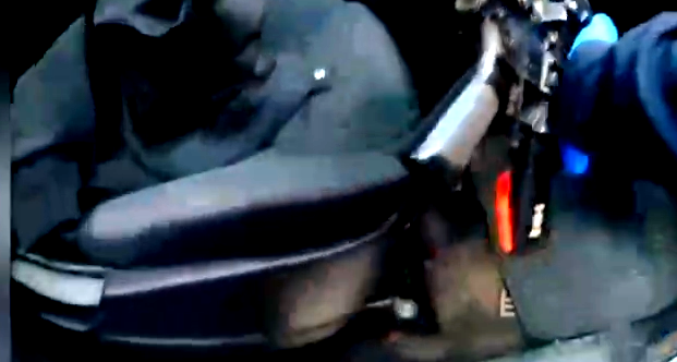 سرقة في  وضح النهار: لائحة اتهام ضد مواطن من المغار خطف سلاح رجل أمن داخل حافلة