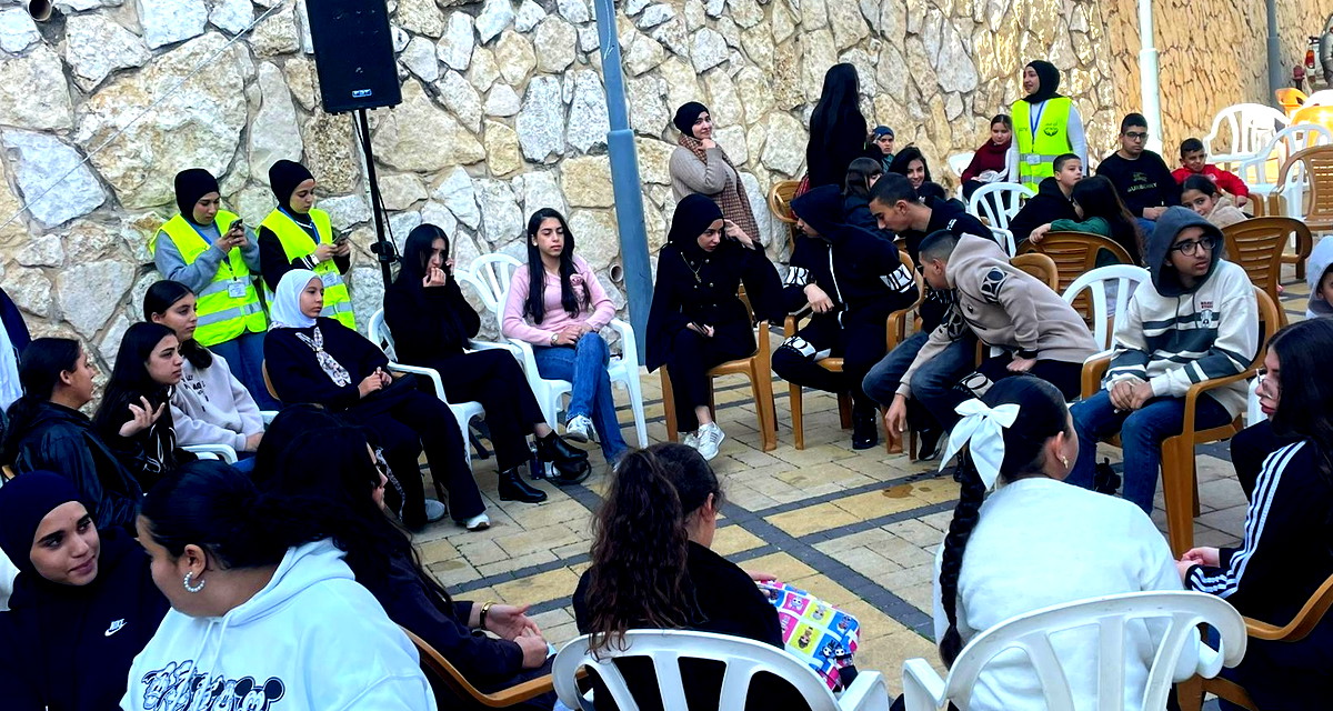 أم الفحم: اختتام مخيم جسور الشبيبة – لفصل الشتاء بيوم قمة مميز