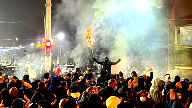 مقتل حُوالي 650 متظاهرًا على خلفية الاحتجاجات المتواصلة في الجمهورية الإسلامية الإيرانية