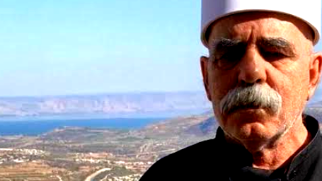 " الشَّرْْقُ الأوْسَطُ عَلَى حِفّةِ هَاوِيَة " كلمات كمال إبراهيم 