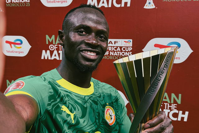 مصر تودع كأس إفريقيا بعد الخسارة أمام السنغال بهدف ماني