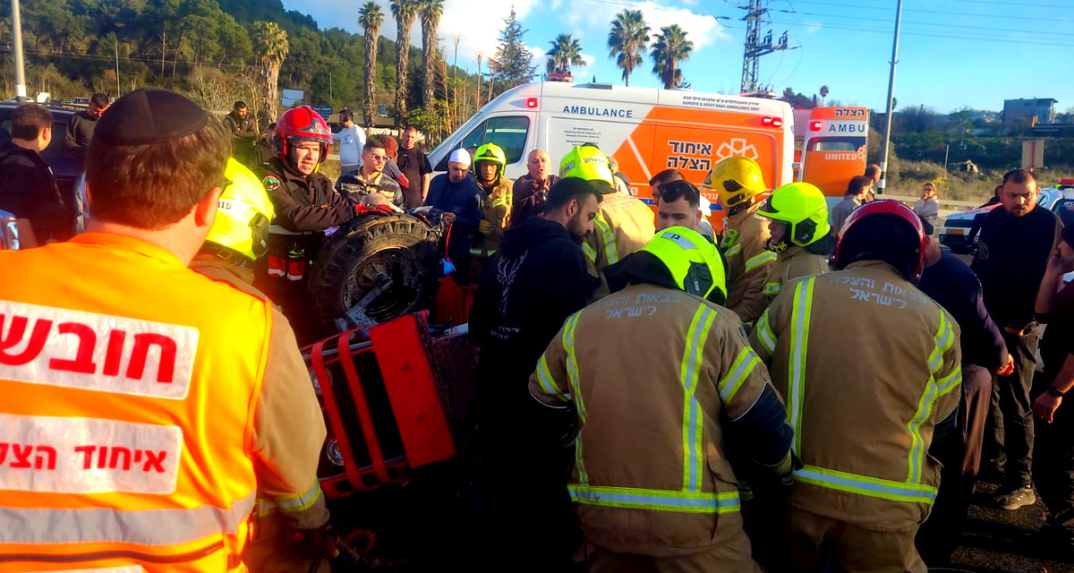 إصابة رجل بجراح خطيرة إثر انقلاب جرار زراعي على شارع 89 قرب ترشيحا