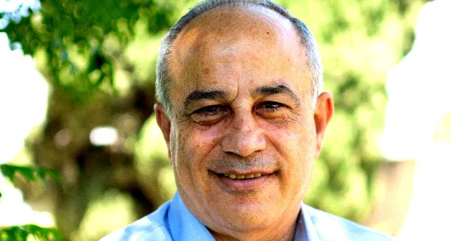 إيمان العجائز ووهم النخب/ بقلم: محمد دراوشة