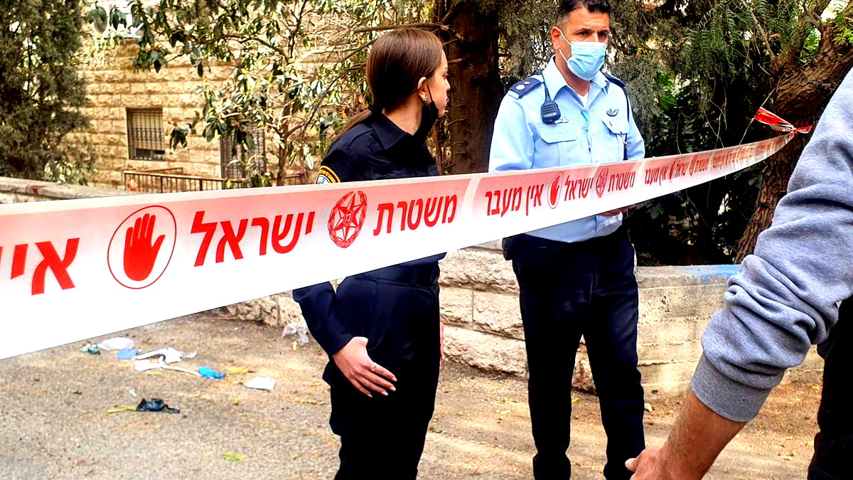 الشرطة تحقق في العثور على جنين مفارق للحياة في الخضيرة 