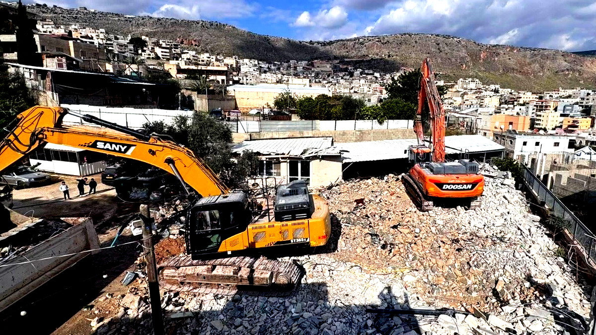 البعنة: شاب عربي يضطر لهدم منزله لتفادي الغرامات المالية