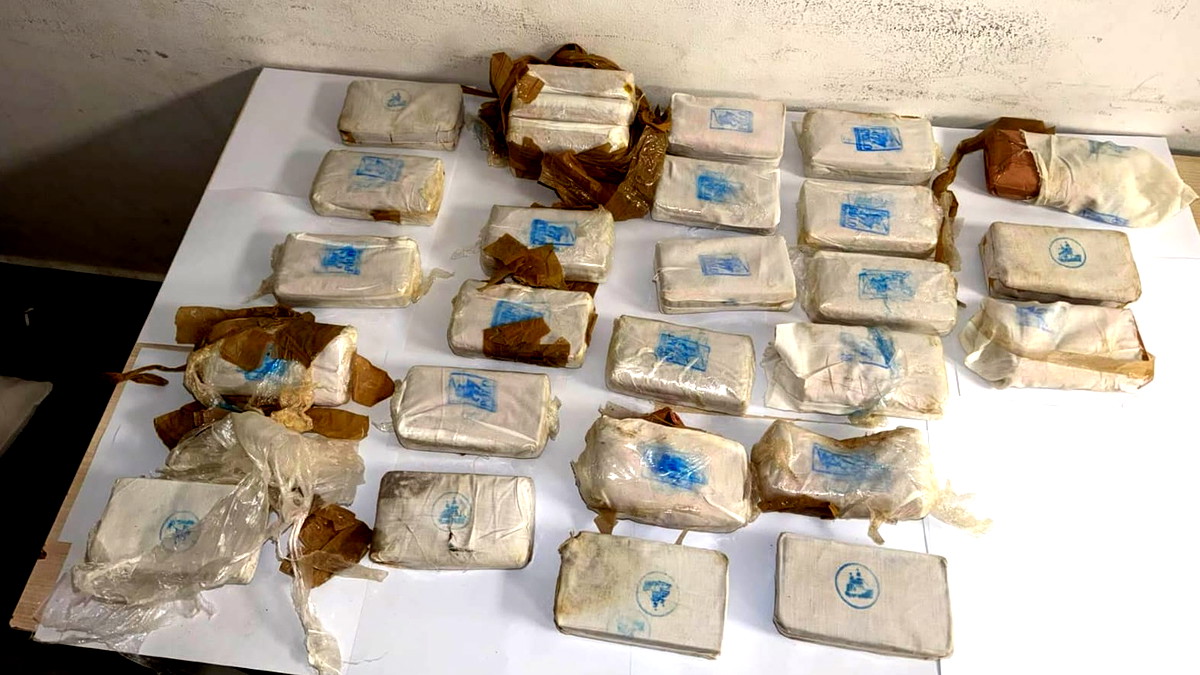 ضبط نحو 14 كيلو من الحشيش بقيمة 300000 شاقل في اللقية بالنقب