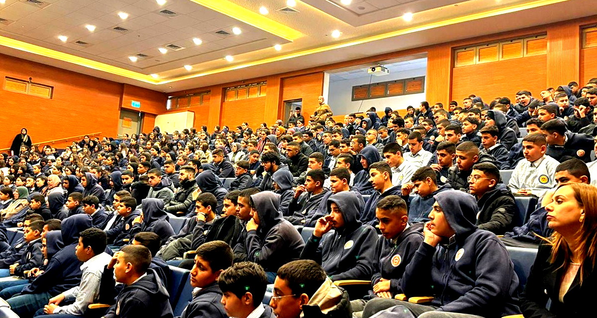 بلدية كفرقرع: طلاب ابن سينا الجماهيرية في عرض "اتق الله" في اطار التضامن مع احتجاجات مدينة سخنين 