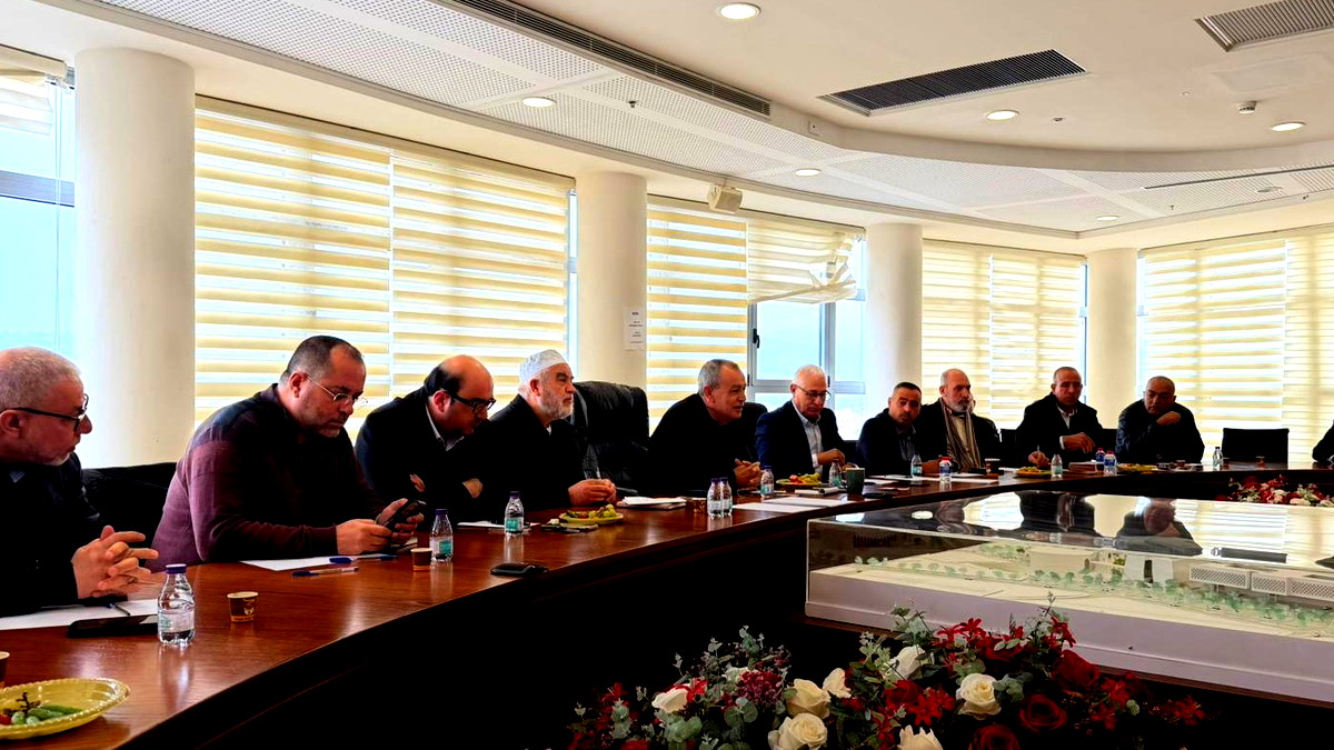  لجنة المتابعة: مسيرة الأعلام السوداء الكبرى في تل أبيب احتجاجًا على استفحال الجريمة والخاوة