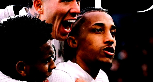 أستون فيلا يواصل مطاردة سيتي وتشيلسي يزيح ليفربول من المربع الذهبي 