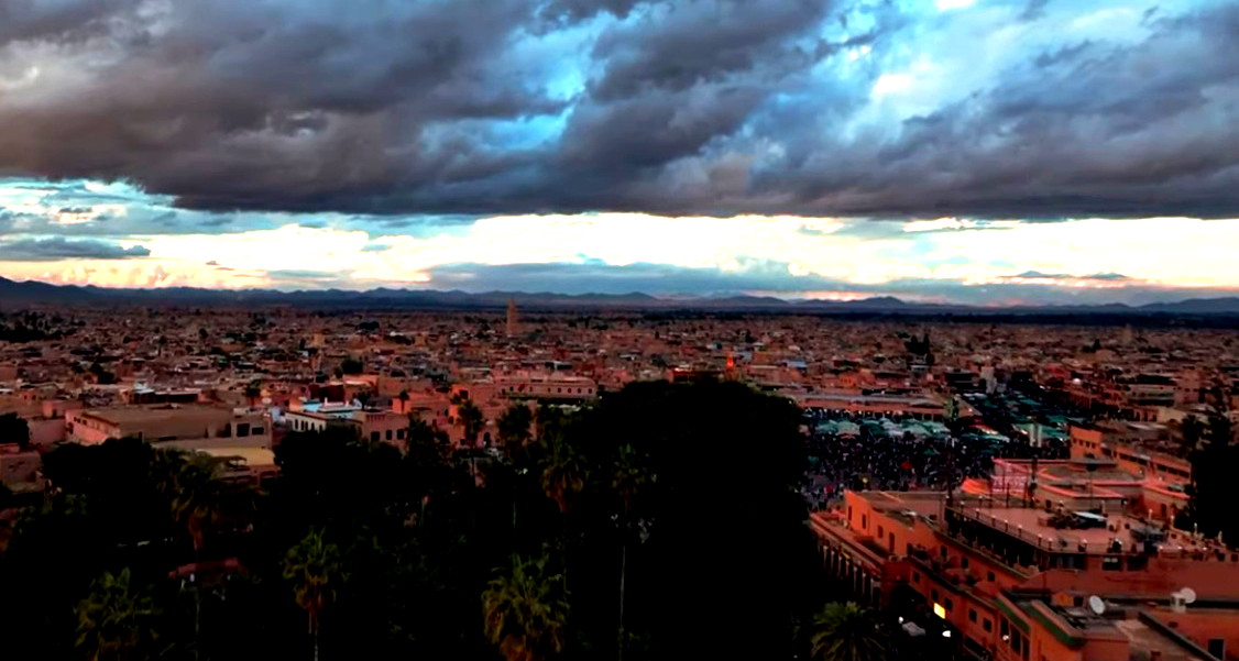 مراكش "المدينة الحمراء" وعروس المغرب.. وجهة سياحية تجمع بين التاريخ والمغامرة 