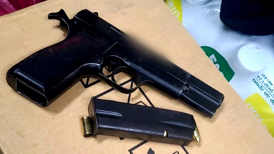 تصريح مدع عام ضد 4 مشتبهين بعد إحباط سطو مسلح على بقالة في جديدة المكر وضبط مسدسات بحوزتهم