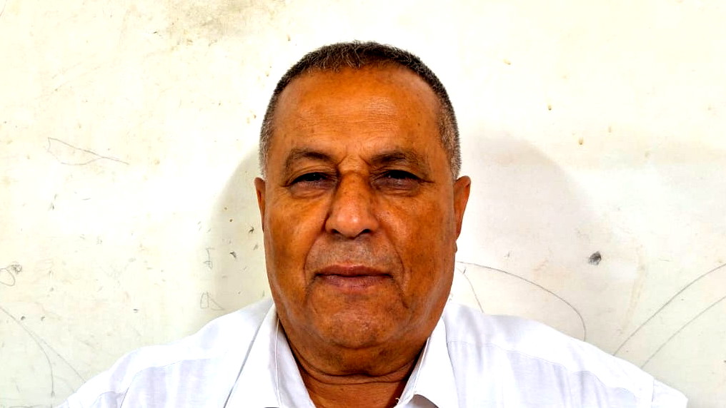 ما حك جلد إلا ظفرك