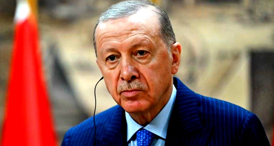 بعد اتصال مع بزشكيان.. أردوغان يؤكد استعداد تركيا للتوسط بين إيران وأميركا 