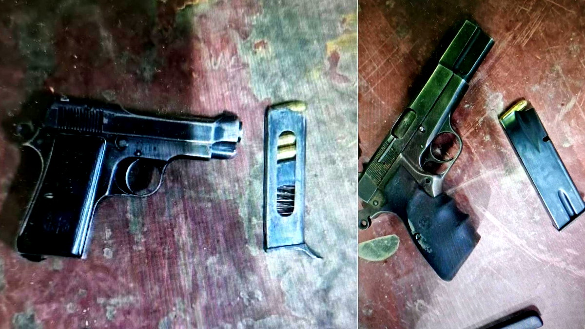 القدس: توقيف مشتبهين من الضفة الغربية بحوزتهما مسدسان ومخدرات في مخيم شعفاط