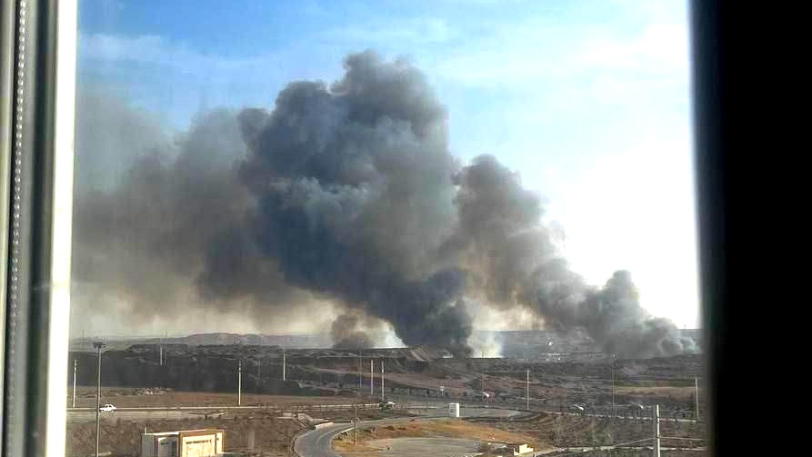 ايران: انفجار مجهول السبب في مبنى سكني في بندر عباس ونفي استهداف مسؤول عسكري