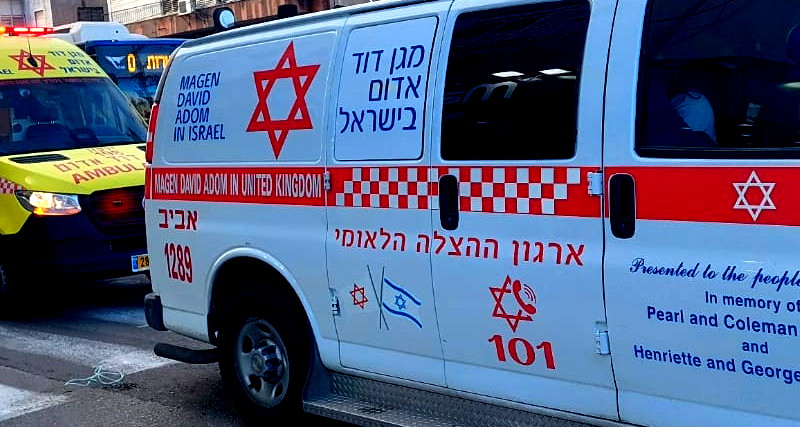 إصابة متوسطة لرجل (46 عامًا) إثر تعرضه للدهس من قبل مركبة في قلنسوة