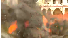 غارات إسرائيلية على مستودعات أسلحة لحزب الله في جنوب لبنان