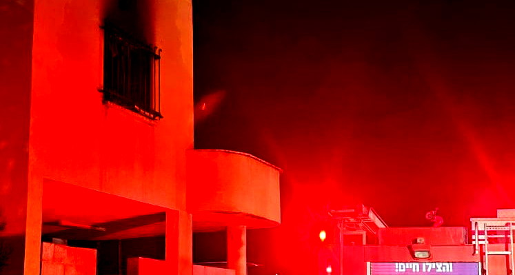 المغار: اندلاع حريق في منزل وإصابة طفيفة جراء استنشاق الدخان