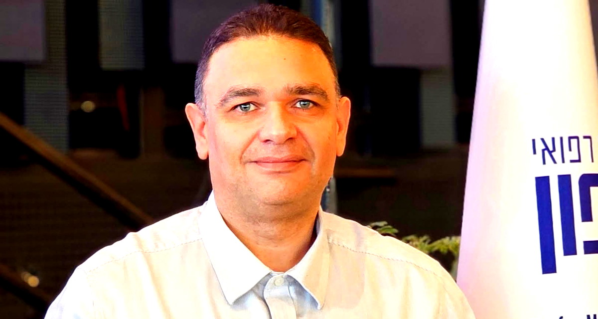 تعيين الدكتور صالح خطيب من قرية الغجر مديرًا لقسم طوارئ الأطفال في المركز الطبي تسفون - بوريا‎ 