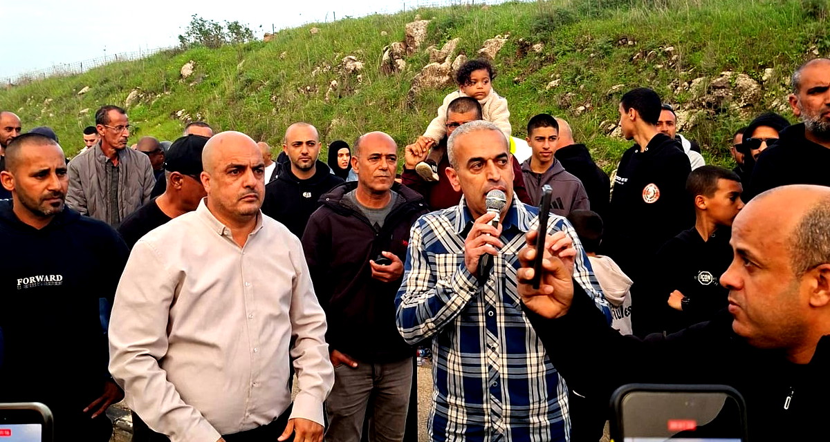 طوبا الزنغرية تنتفض بمظاهرة حاشدة ضد شبح الهدم: سنحارب بجميع الوسائل.. ولن نرحل 