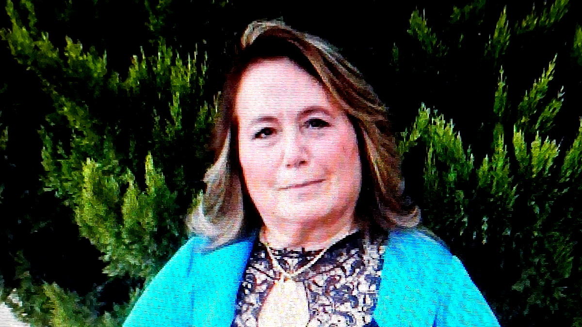 زجل للسنه الجديده  سنة خير وسلام يا رب بقلم :اسماء طنوس المكر    