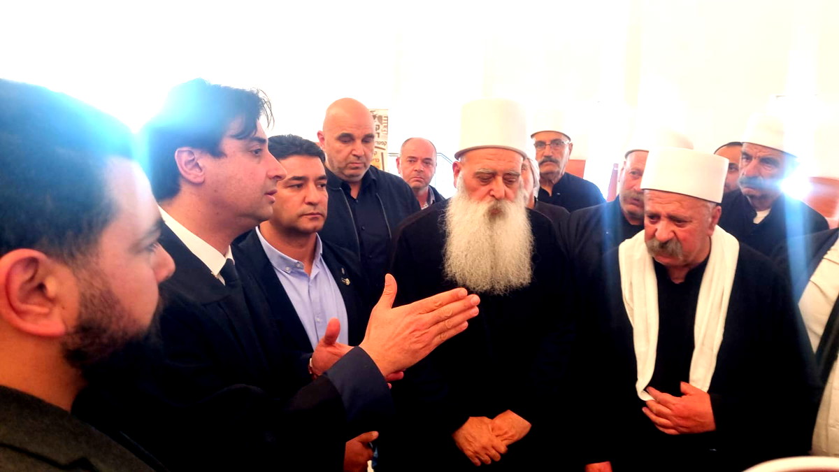 قرارٌ تاريخيّ في المحكمة العُليا : المحامي أمير كمال والمحامين مجد ابو صالح، فاخر صعب واسامة كمال يعيدون 974 دونمًا لوقف عين قنيا