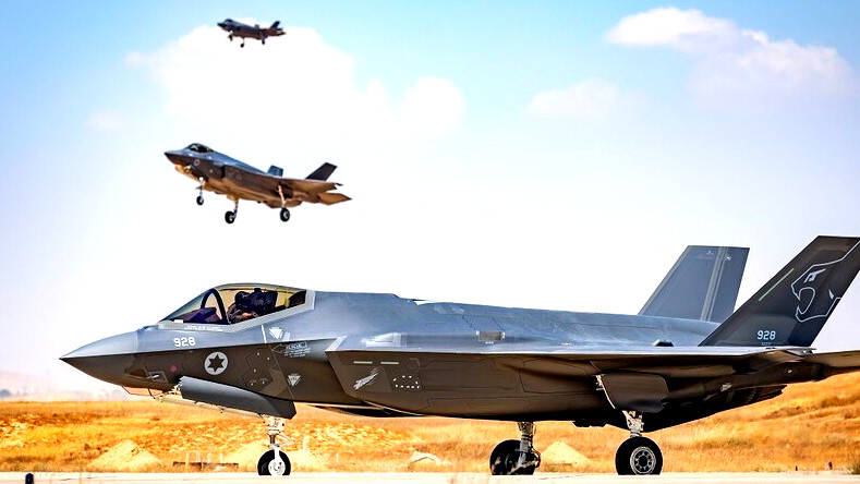 ترامب يدرس إرسال حاملة طائرات جديدة للشرق الأوسط في حال فشلت المفاوضات مع إيران