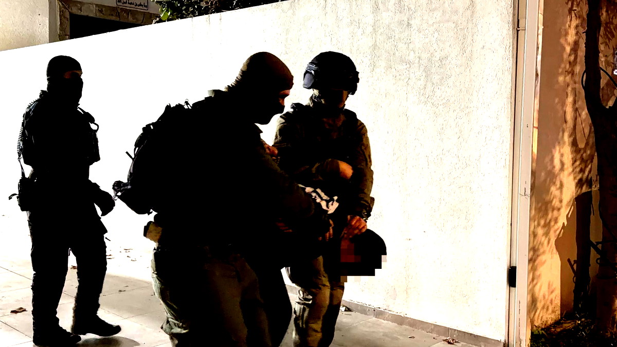 تطور دراماتيكي في ملف "الجثث المتفحمة": اعتقال مشتبهين من كفر قاسم وجلجولية وضبط عبوات وذخيرة عسكرية