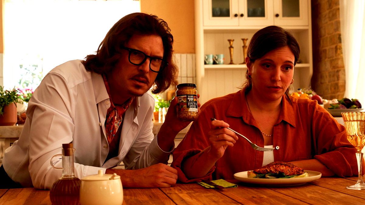 العلامة التجارية الطهوية "ماستر شيف" تطلق حملة إعلانية جديدة ببطولة نجم برنامج "إيرِتس نهيديرت" عومر عتسيون وذلك تحت الشعار الجديد: "هكذا نطبخ اليوم"