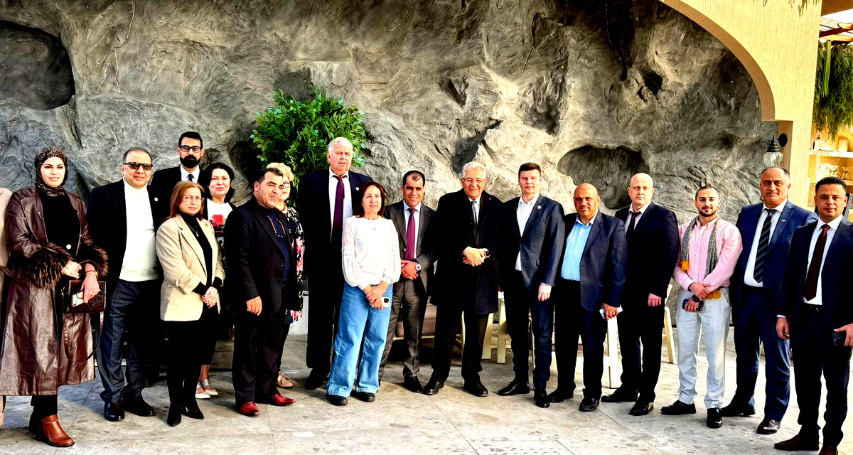 جامعة القدس تعقد اجتماعًا استراتيجيًا مع جمعية شعوب العالم الروسية وجامعة المأمون العراقية في عمّان 