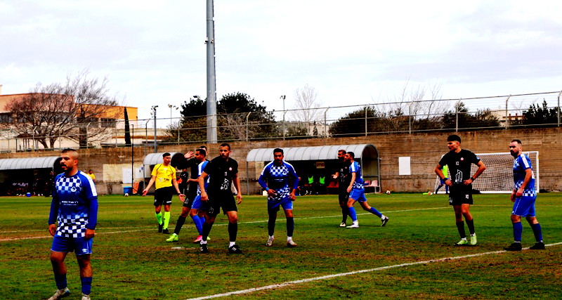 فوز نادي يركا على النادي الرياضي كابول برباعية نظيفة 