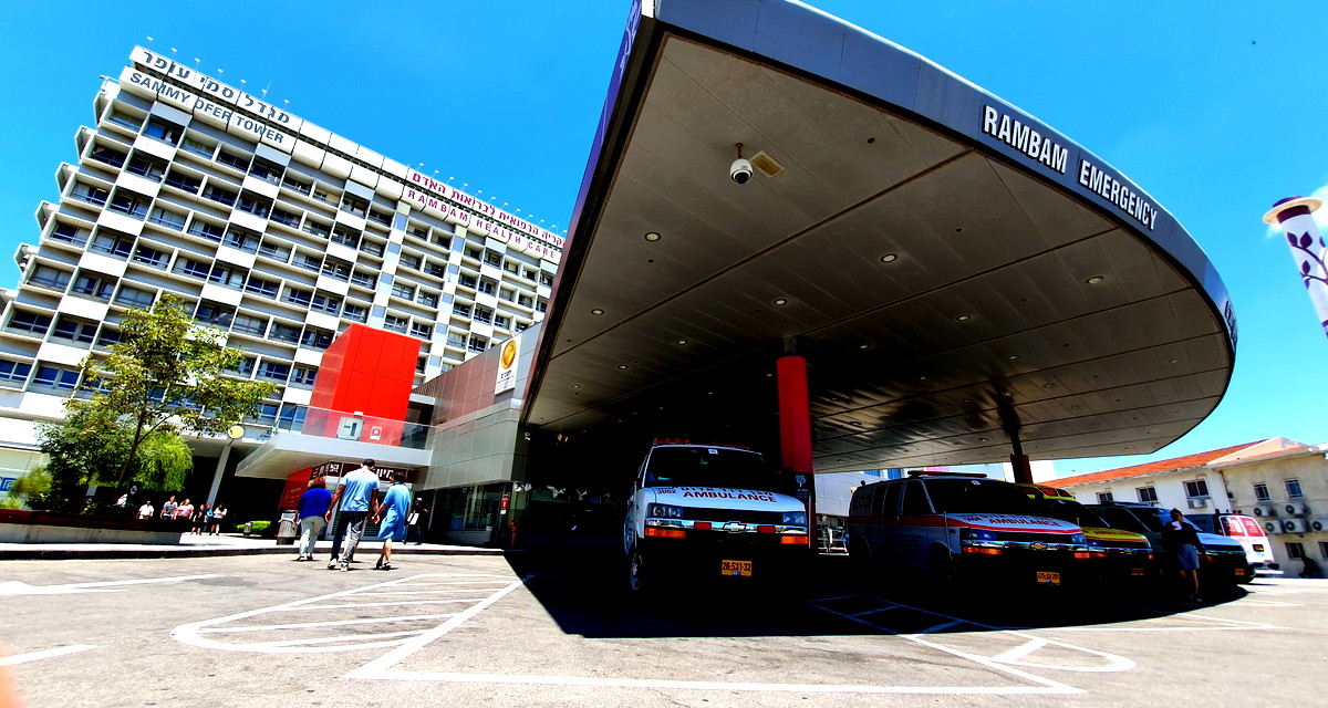 إصابة 5 أشخاص بينهم شاب بحالة خطيرة إثر حادث طرق على شارع 75 قرب مفرق الياجور