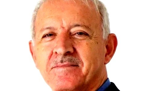 قراءة في تحذيرات لبيد من خسارة الانتخابات امام نتنياهو