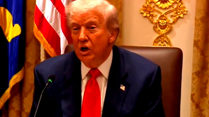 تقرير أمريكي: ترامب يدرس توجيه ضربة عسكرية محدودة لإجبار إيران على الرضوخ للتوصل إلى اتفاق نووي