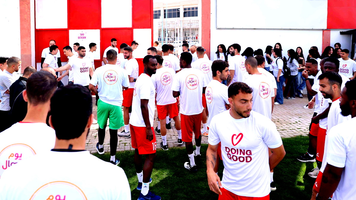 بمناسبة عامه العشرين: يوم الأعمال الخيرية... من مبادرة صغيرة إلى حركة اجتماعية توحد الملايين