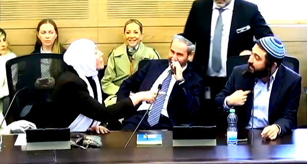 تسفي سوكوت يوجه كلمة حادة لإيمان خطيب بالكنيست… والأخيرة: حكومة نتنياهو - بن غفير منشغلة بالعنصرية والتحريض