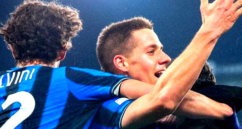 أتالانتا يلحق بركب المتأهلين إلى ثمن نهائي دوري أبطال أوروبا 