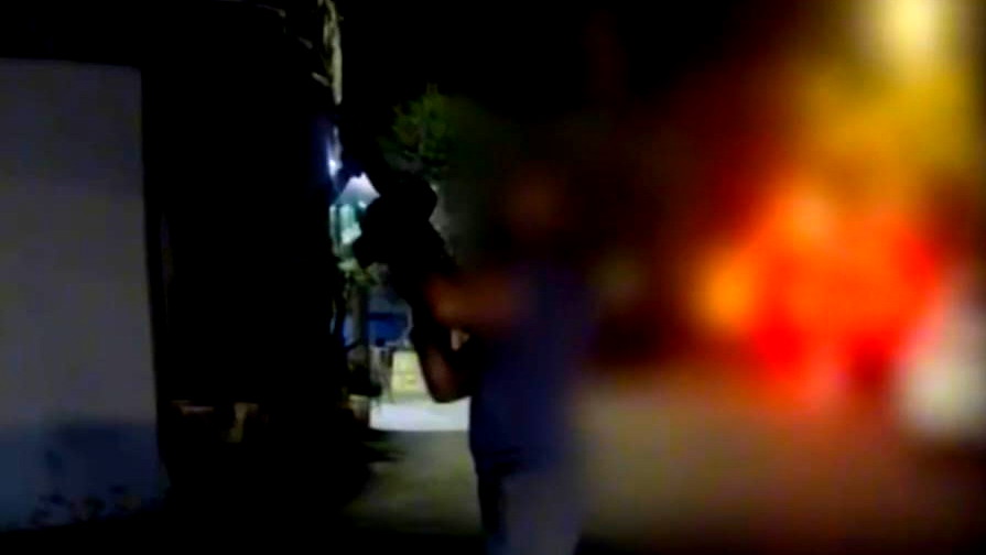 توثيق بالفيديو| طوبا الزنغرية: اتهام شقيقين بحيازة وسائل قتالية وإطلاق نار