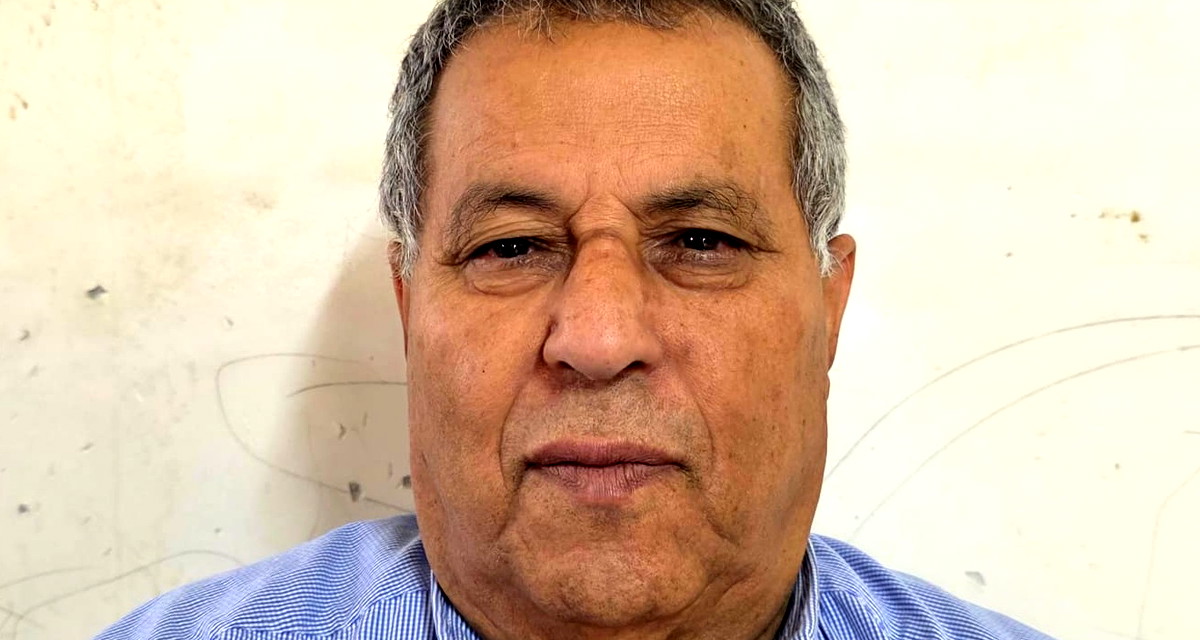 إنّ اليتيم من تجد له أمًّا تخلّت أو أبًا مشغولاً