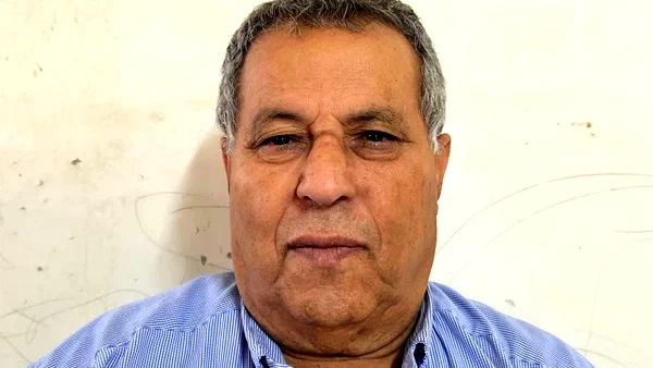 مجتمعنا بحاجة الى الكثير من امثال السيد علي زبيدات