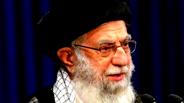 مسؤول إيراني : خامنئي ليس في طهران وتم نقله إلى مكان آمن