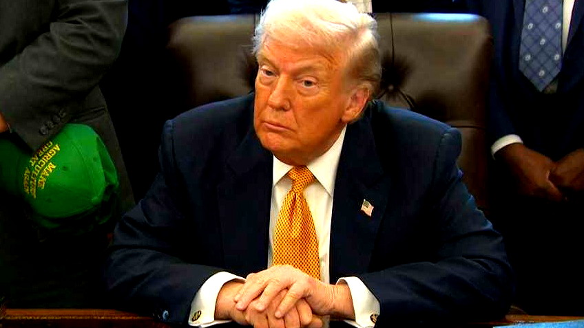  ترامب: إسبانيا منعتنا من استخدام قواعدها العسكرية وسنقطع جميع العلاقات التجارية معها