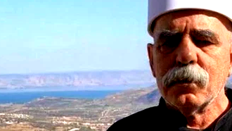 " تَحِيَّاتِي وَحُبِّي " كلمات كمال إبراهِيم