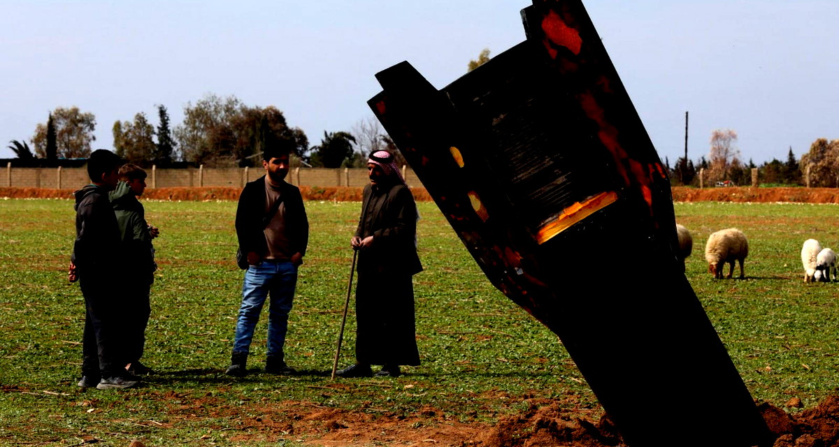 الحرس الثوري الإيراني: استهدفنا مطار بن غوريون وقاعدة عسكرية بصواريخ "خرمشهر 4" 